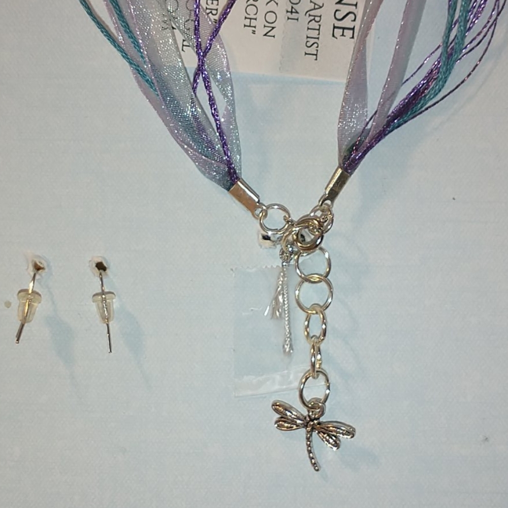 Jewelry Set - Picture 6 of 16
